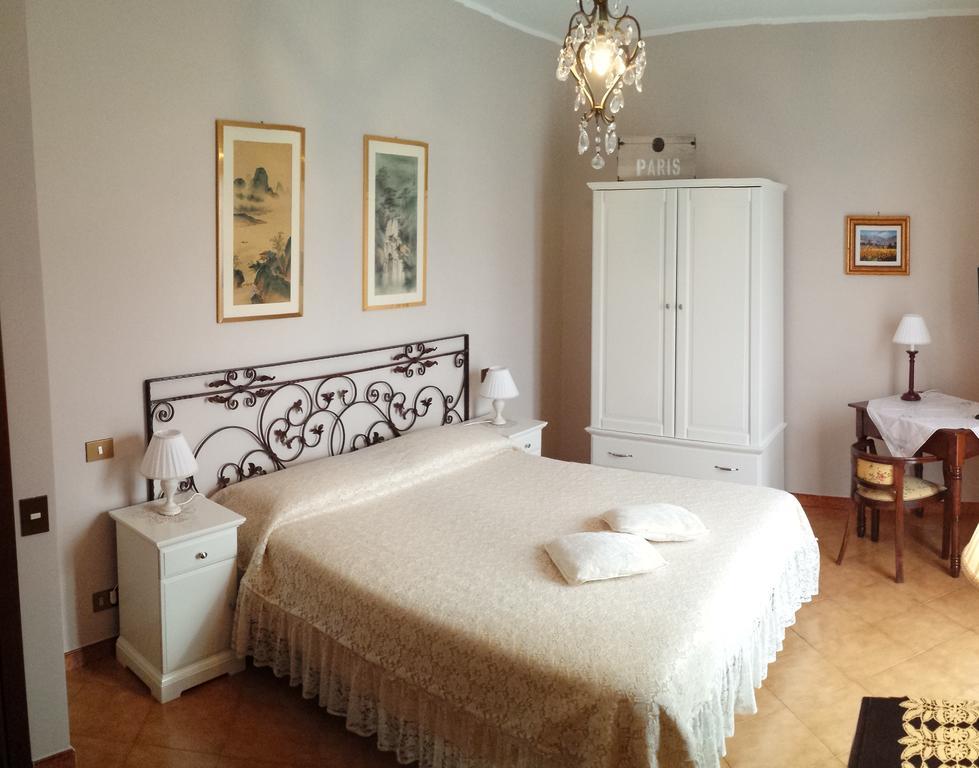 Bed and Breakfast Al Vecchio Olivo Frascati Zimmer foto