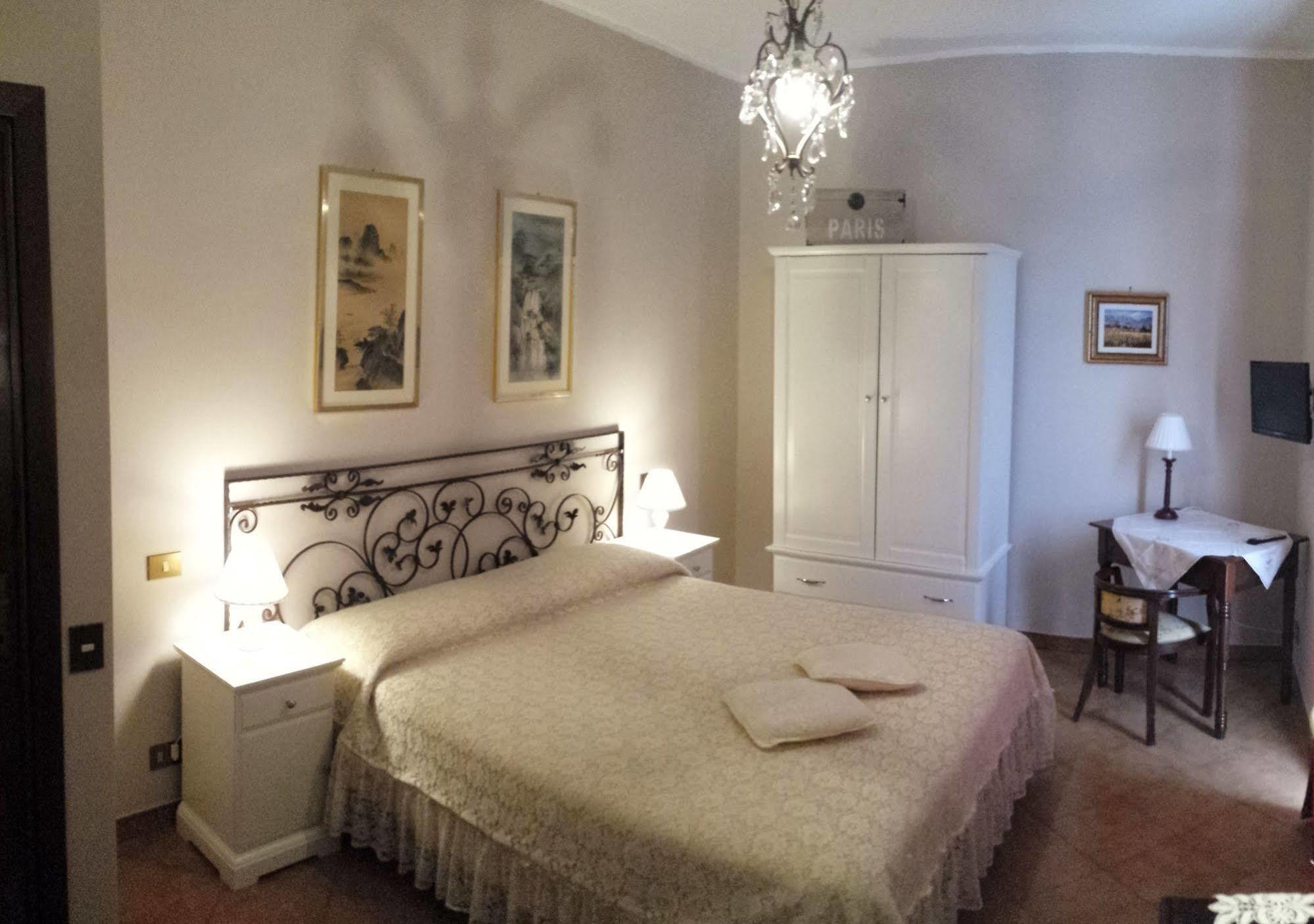 Bed and Breakfast Al Vecchio Olivo Frascati Exterior foto